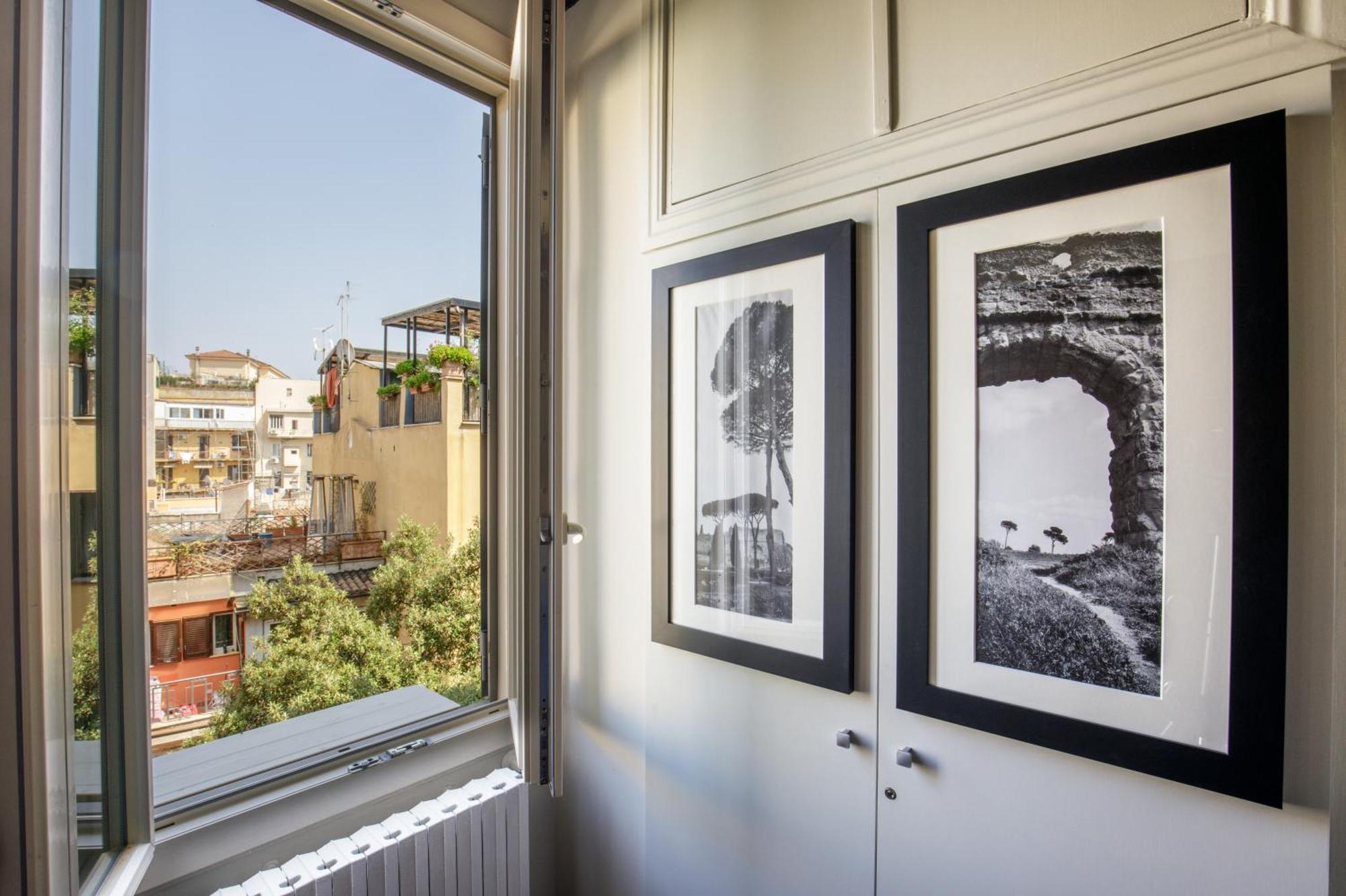 Aenea Bed & Breakfast Rome